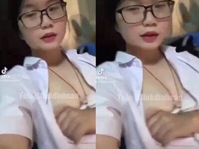 Bé học sinh cấp 2 mà vú đã to vl rồi